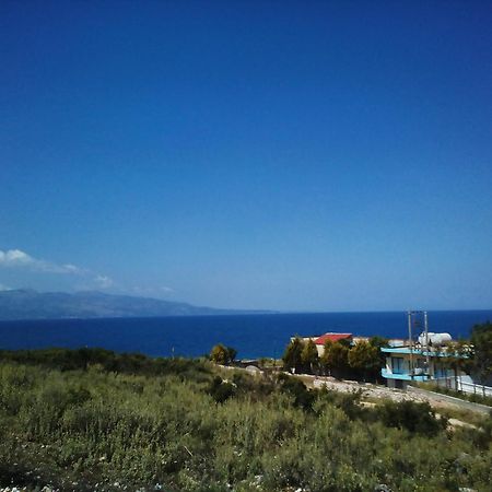 Erdeti Boutique Hotel Sarandë Zimmer foto